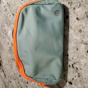 Everywhere Belt bag!